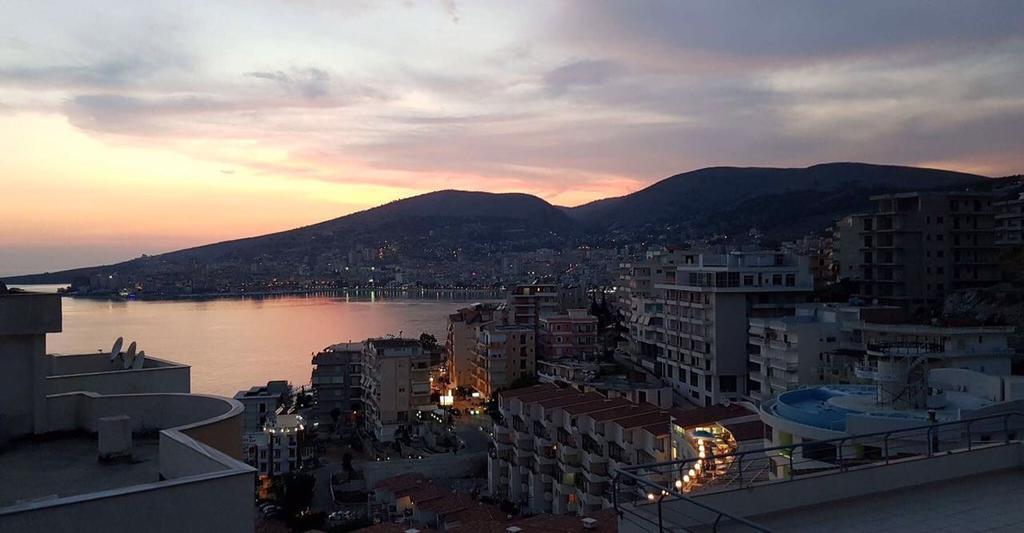 Sarandë Jon'S Penthouse 아파트 외부 사진