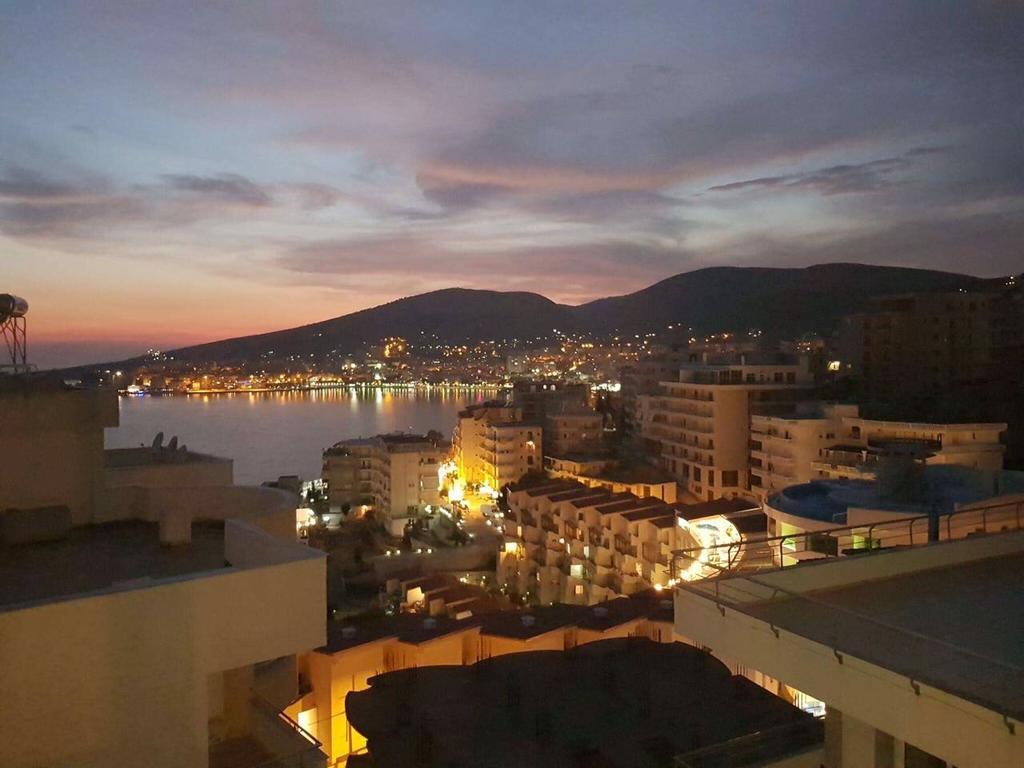 Sarandë Jon'S Penthouse 아파트 외부 사진